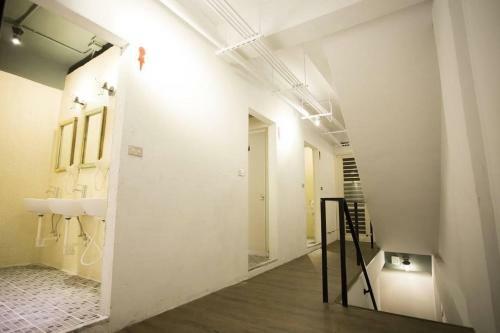 ?????176 Together Hostel"????"