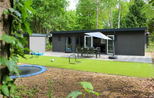 Amazing Home In Epe With Wifi And 3 Bedrooms