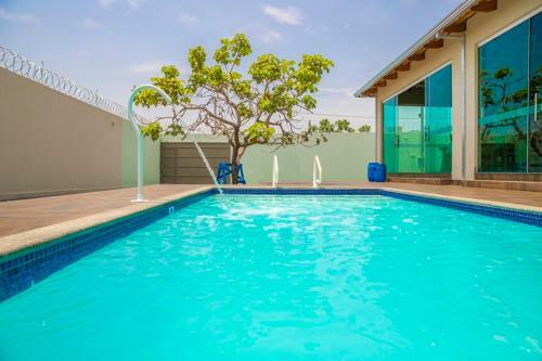 Casa Com 3 Su�tes, Mesa de Sinuca, Piscina Aquecida E Play Ground Para Crian�as