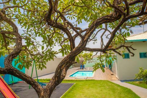 Casa Com 3 Su�tes, Mesa de Sinuca, Piscina Aquecida E Play Ground Para Crian�as