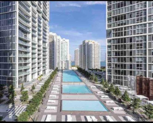 Icon Stunning Studio W Brickell Free Spa