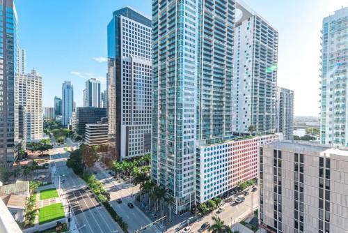 Icon Stunning Studio W Brickell Free Spa