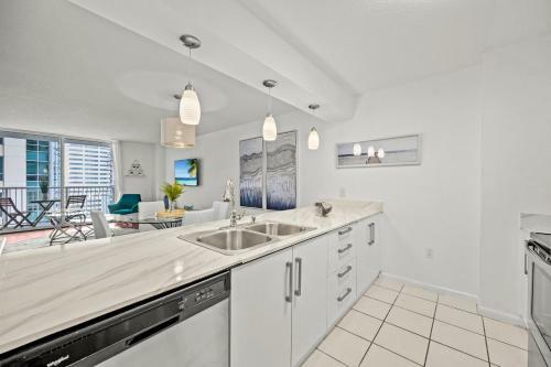 Amazing Condo With Free Parking In Brickell Miami
