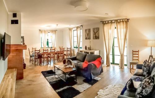Beautiful Home In Gizycko With 4 Bedrooms