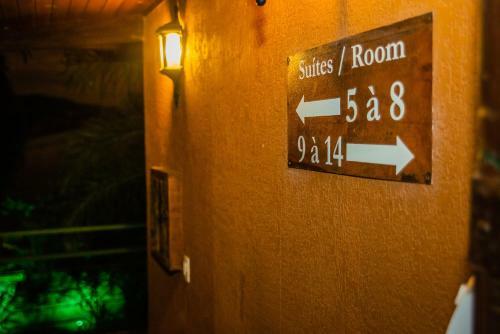 Hostal Tiradentes Village
