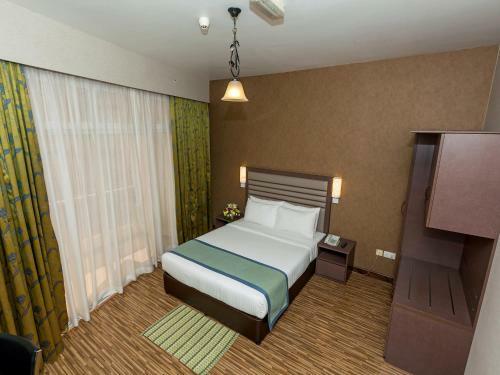 Florida International Hotel