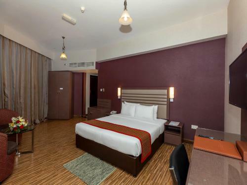 Florida International Hotel