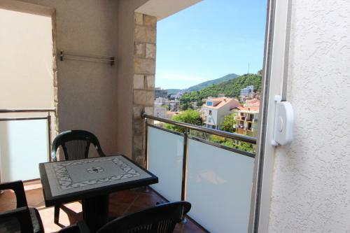 Mila & Aleksandr Apartments