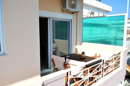 Roula's Apartment 2