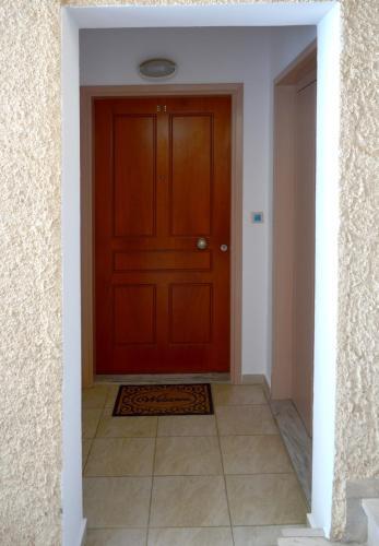 Roula's Apartment 2
