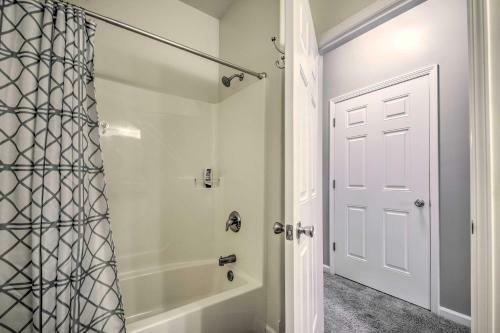 Apartamento Fort Wayne Condo 9 Mi To Downtown And Main St!