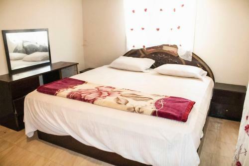 Hostal Thefamily Apartments