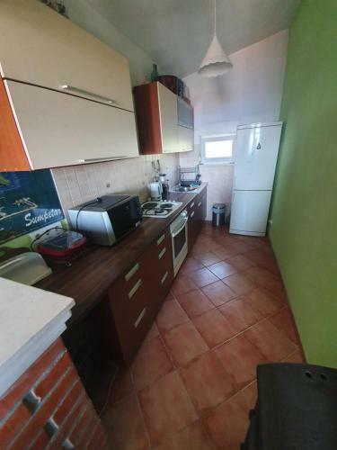 Apartments Petar Btw. Split And Omi?