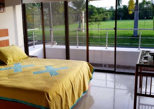 Casa Quinta Con Piscina Y Jacuzzi En El Pe�on