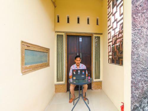 Hotel Oyo 90852 Madani Guesthouse