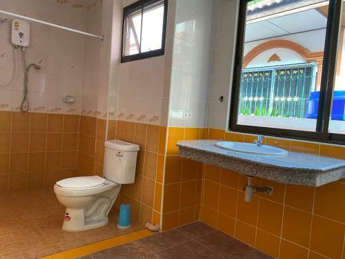 Sunshine House,bbq,daily Rent No Pool,6-8ppl