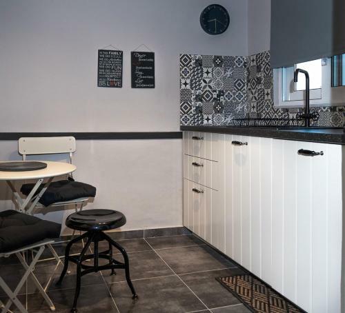 Yasemi Superb Two Floor Apartment