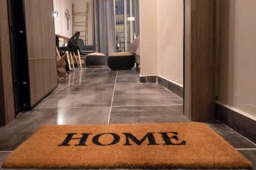 Yasemi Superb Two Floor Apartment