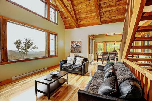 36- Chalet � Louer � Stoneham
