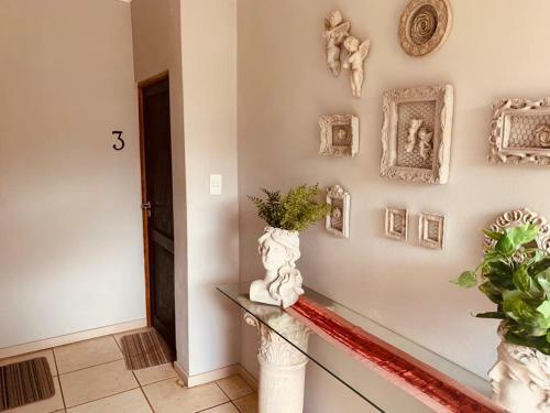 Hostal Douglas Villas