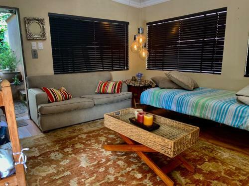 Hostal Douglas Villas