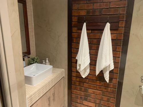 Hostal Douglas Villas