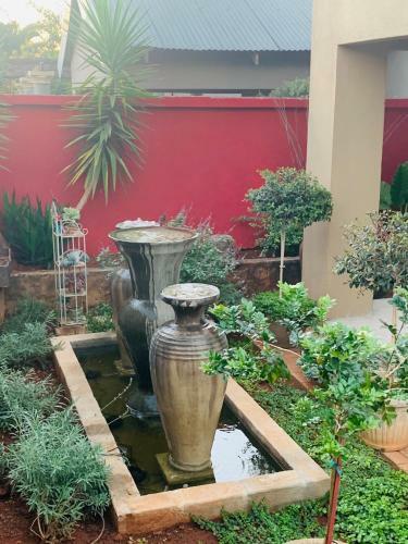 Hostal Douglas Villas
