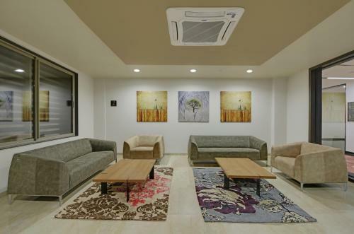 Hotel The Marutinandan Grand, Nathdwara