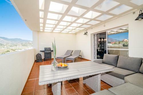 Pdm- Lovely Apartment With Stunning Views Estepona