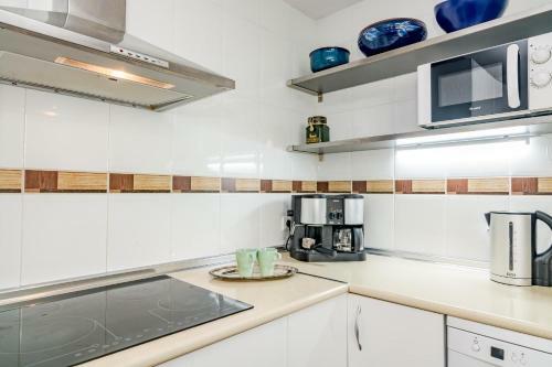 Pdm- Lovely Apartment With Stunning Views Estepona