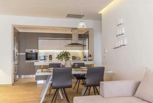 Lindia Athena Villas