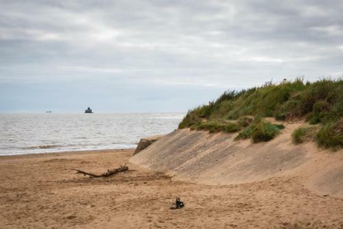 3 Bedroom Caravan -beachcomber Holiday Park In Cleethorpes