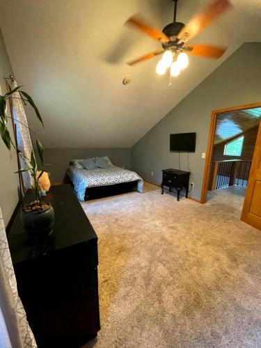 Peaceful Wooded Getaway - Near Mille Lacs