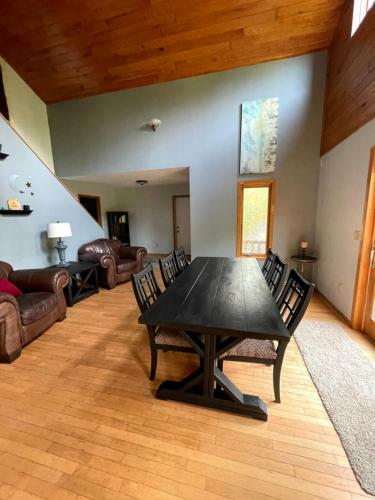 Peaceful Wooded Getaway - Near Mille Lacs