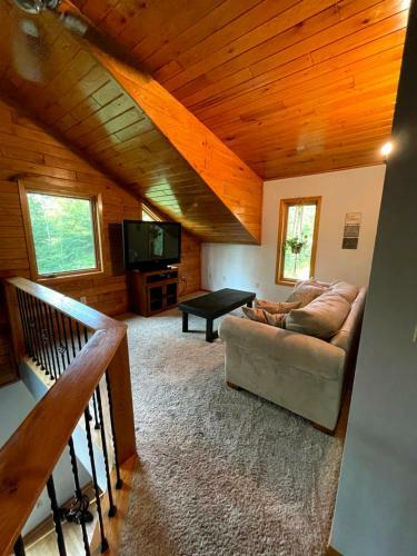Peaceful Wooded Getaway - Near Mille Lacs