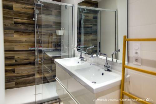 Bed & Breakfast Chambres D'h�tes "l�gendes Galini�res"