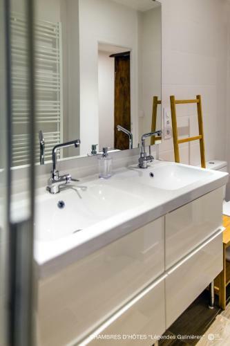 Bed & Breakfast Chambres D'h�tes "l�gendes Galini�res"