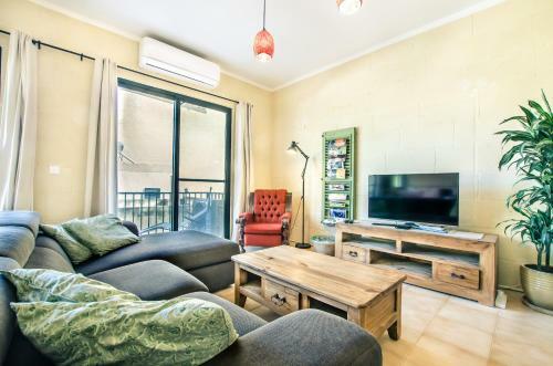 Apartamento 'feel@home' Xlendi Retro Designer Apt 30sec From Beach