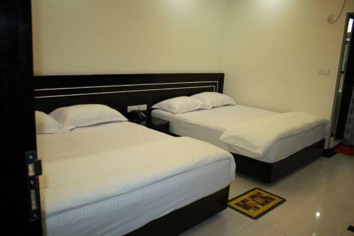 Hotel Elaf International
