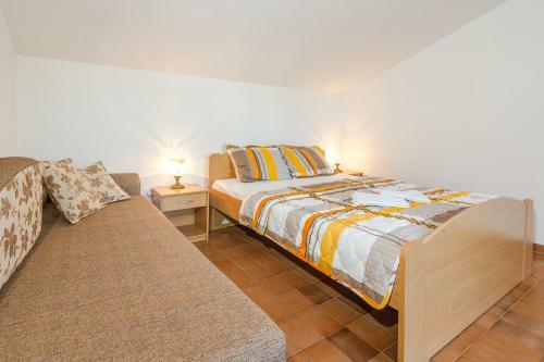 Apartments Elena