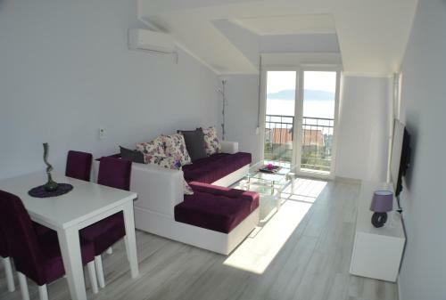 Hostal Apartments Mm