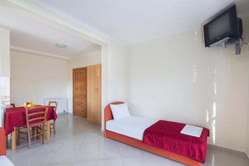 Apartments Konte