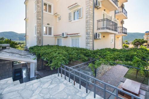 Apartments Konte