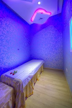 Raintree Rolla Hotel