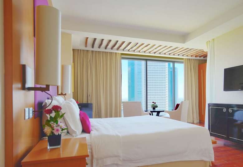 The H Hotel