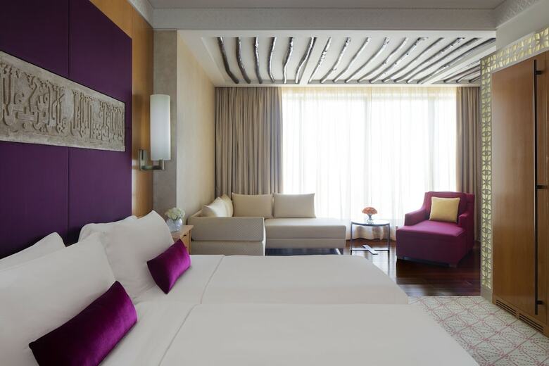 The H Hotel