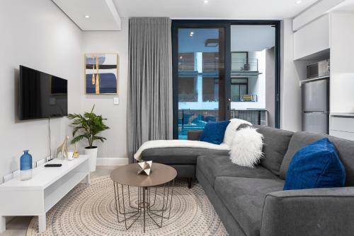 35 On Main Apartments