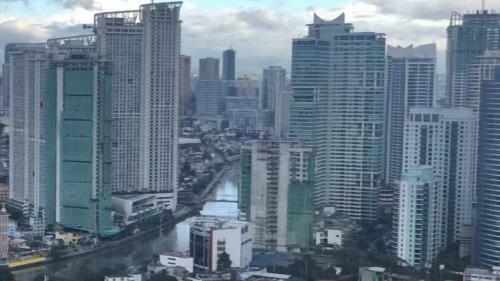 Apartamentos Makati Cbd Resort