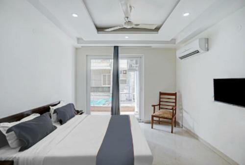 Hotel Jmd Nirvana Stays Inn