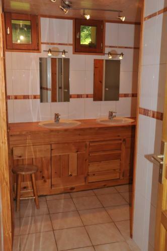 Le Chalet Pointu De Capucine